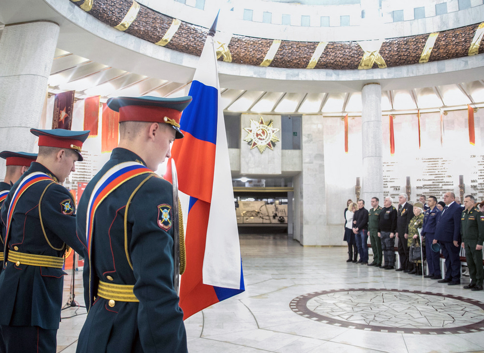 В Волгограде родным погибших в ходе бойцов вручили 7 орденов Мужества