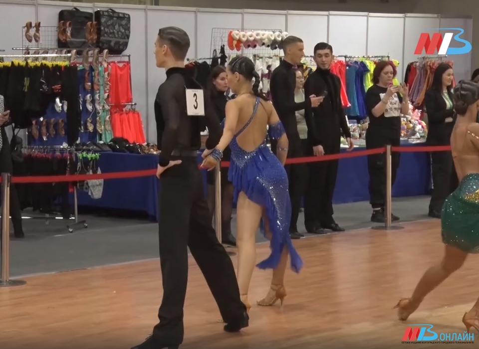 В Волгограде прошел турнир по танцевальному спорту «Волжские огни – 2022»