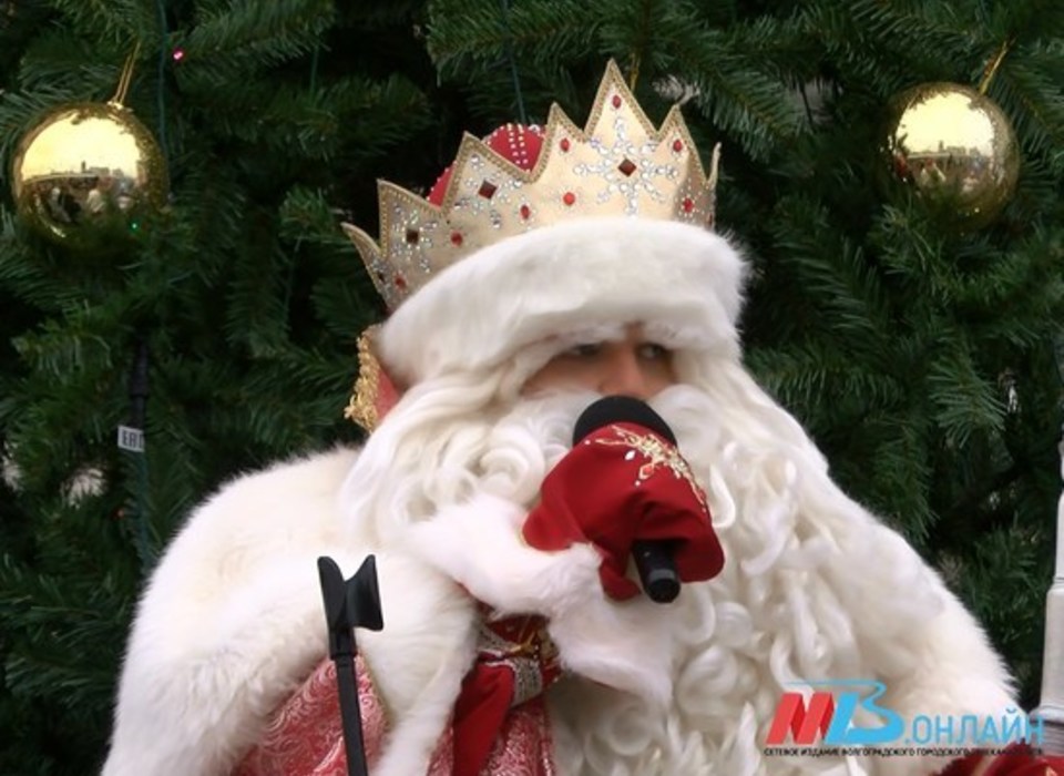 В Волгоград прибыл сказочный поезд Деда Мороза