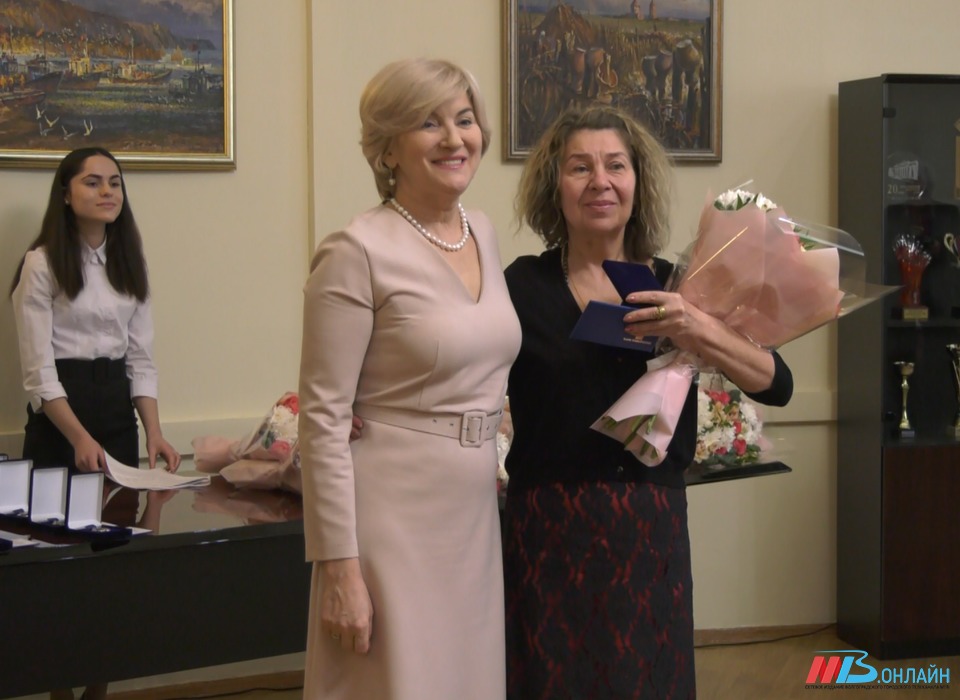 В Волгограде госпремиями наградили деятелей культуры и архитектуры