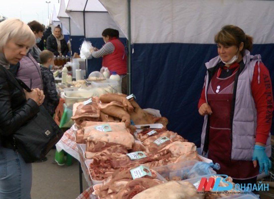 Роспотребнадзор дал советы волгоградцам, как выбрать свежее мясо