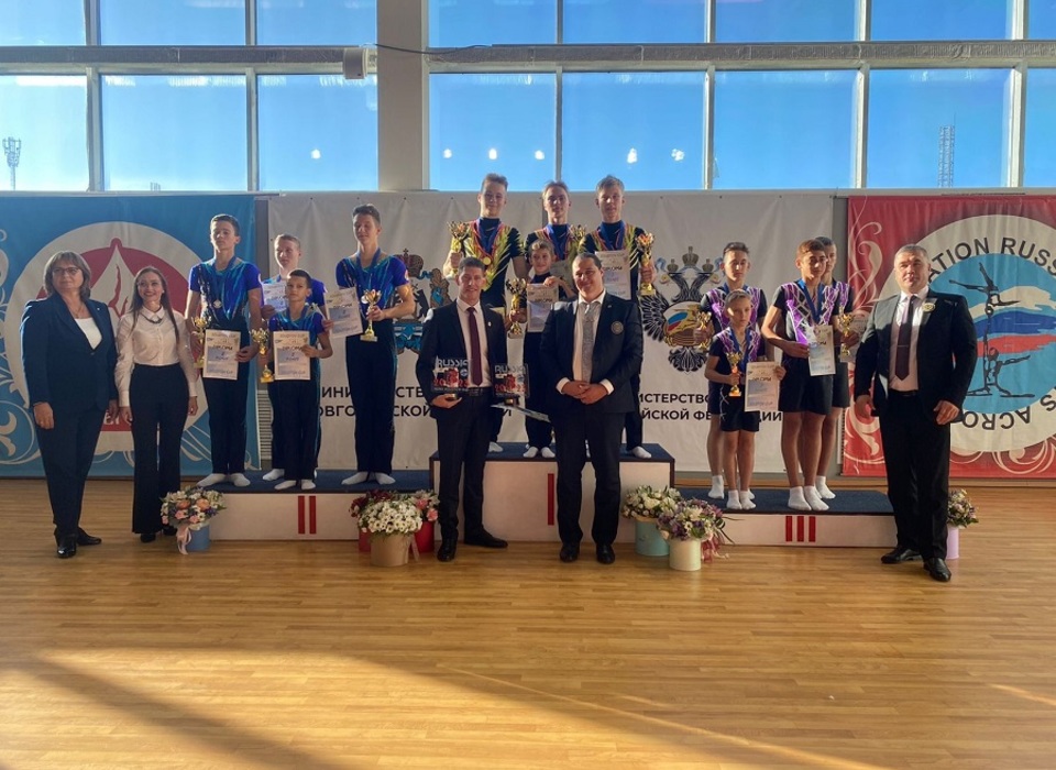 Волгоградские акробаты забрали «золото» на международном турнире
