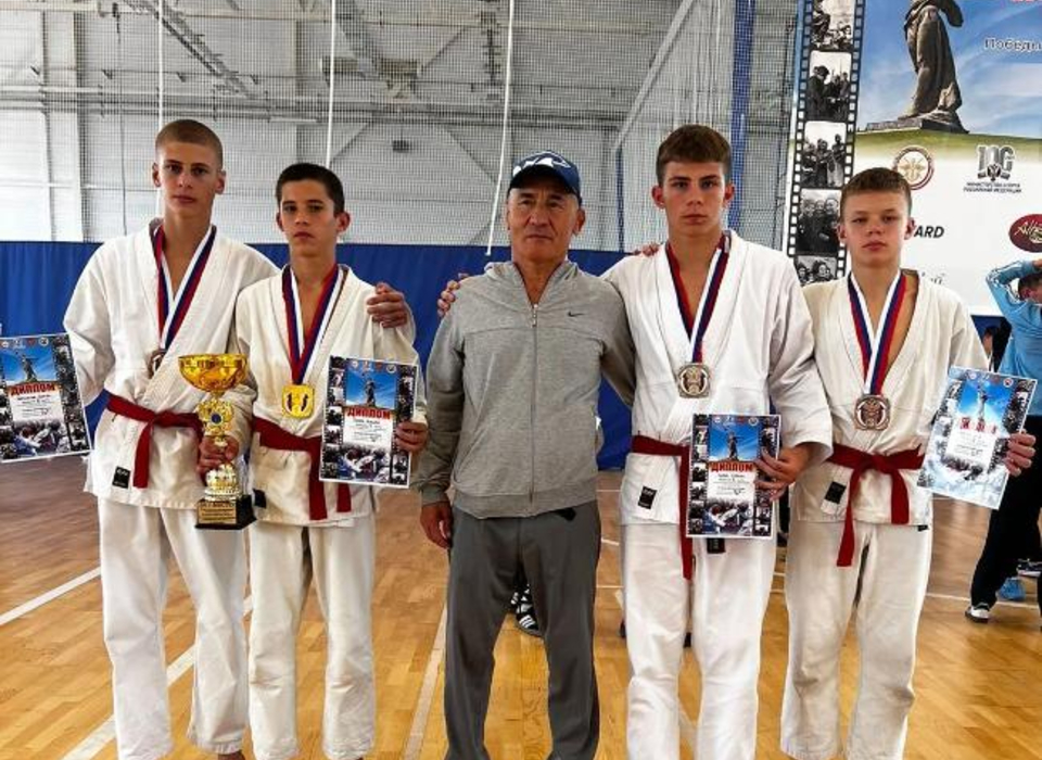 Спортсмены по рукопашному бою из Волгоградской области завоевали 8 медалей