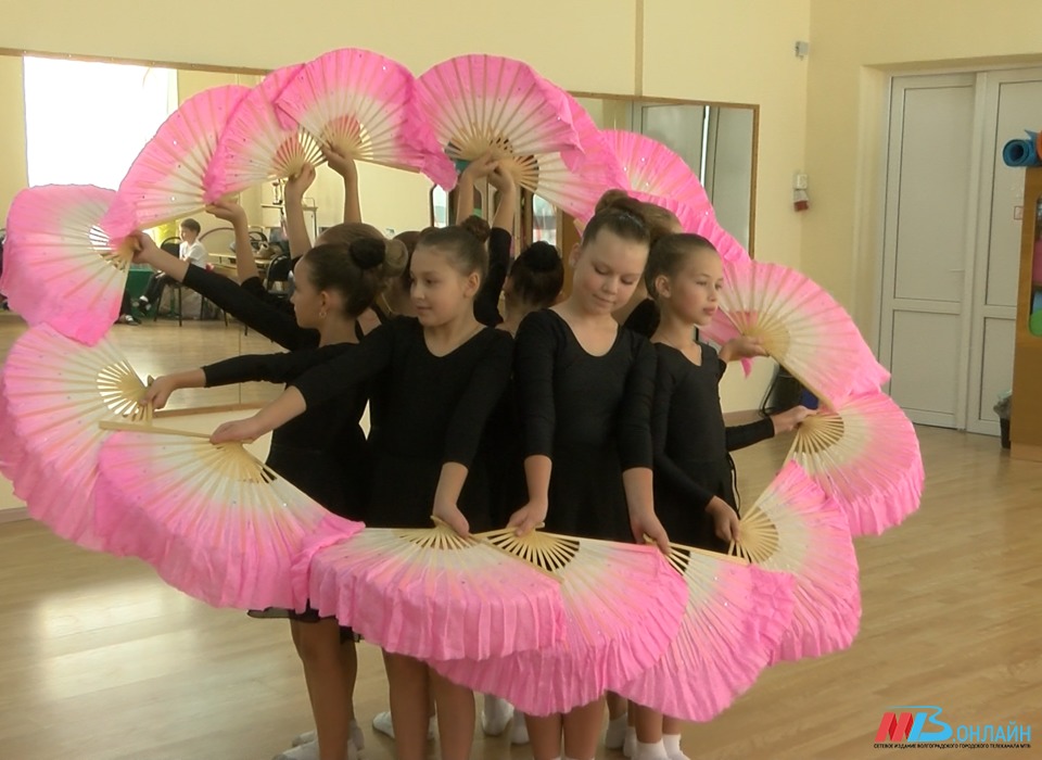 Детский ансамбль «Горлинка» из Волгограда готовится к зимнему международному конкурсу