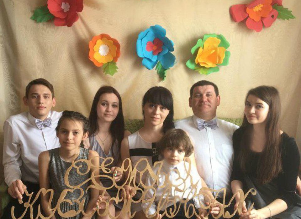 Волгоградская многодетная семья победила в конкурсе «Семья года»