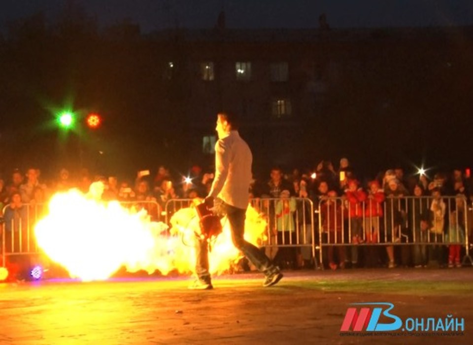 На огненном шоу в Волгограде сожгут 50 литров керосина