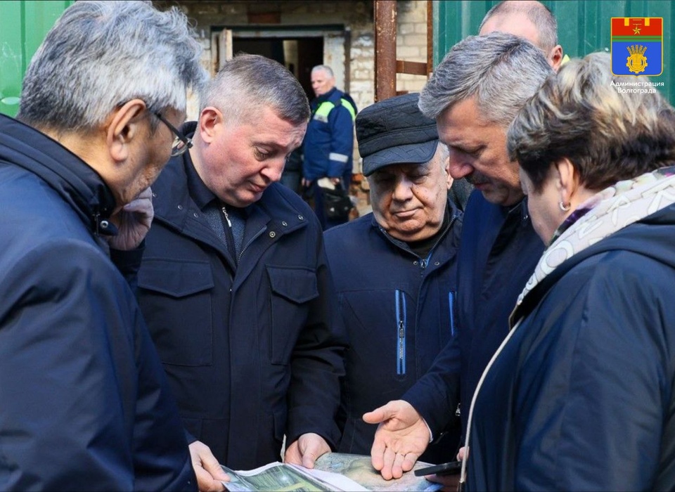 Губернатор Волгоградской области встретился с жильцами пострадавшего от взрыва дома