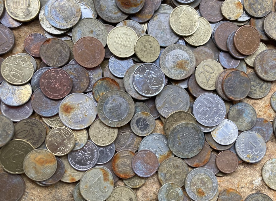 Треть жителей Волгограда подбирают монеты на улицах