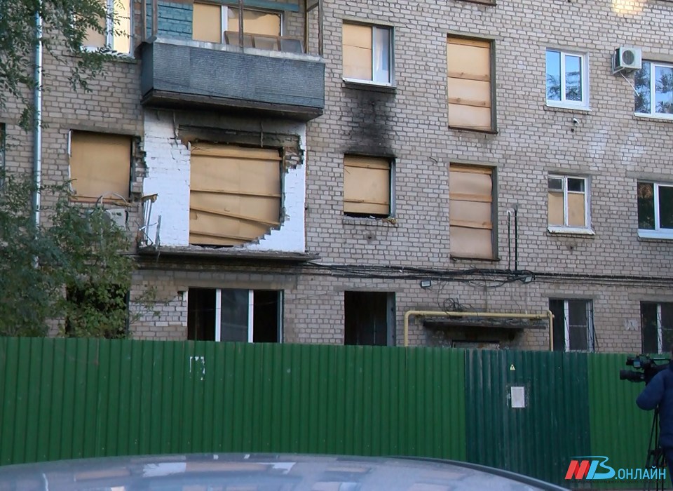 В Волгограде заключили первые соглашения о выплатах денег жильцам дома №9 по ул. Титова