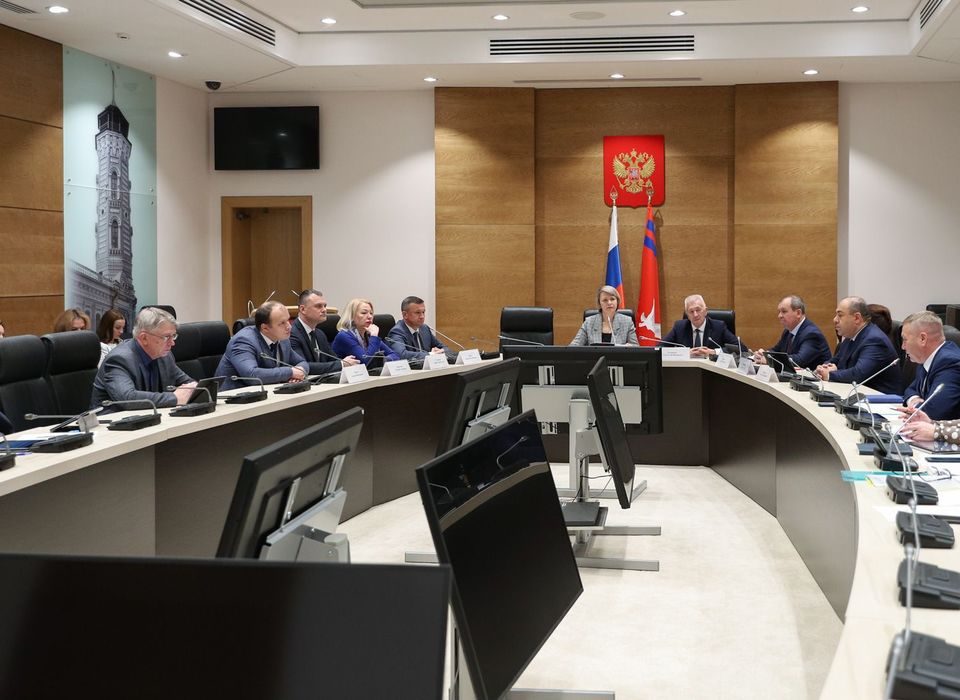 В Волгоградской области предложили приостановить индексацию денежного содержания госслужащих