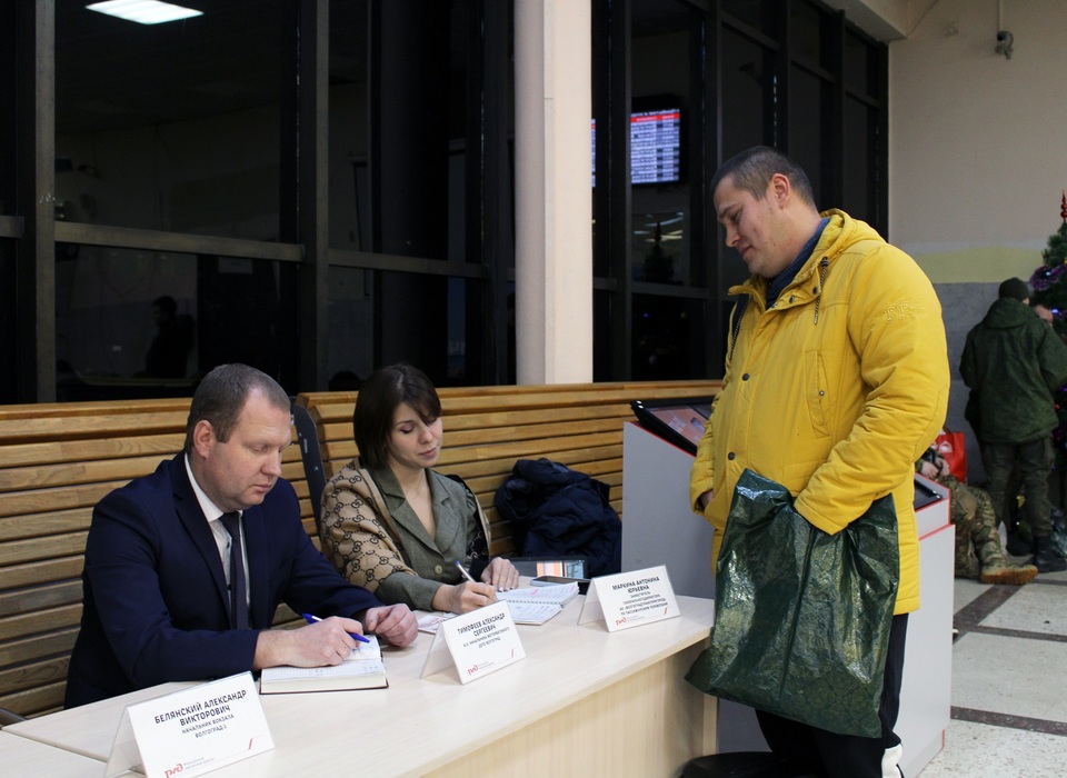На пригородном железнодорожном вокзале станции Волгоград-1 прошла акция «Час пассажира»