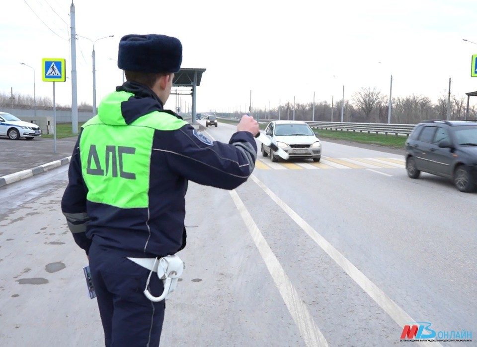В Волгоградской области 3 человека пострадали в ДТП