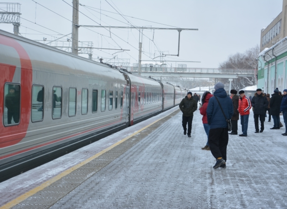 Перевозки пассажиров на ПривЖД выросли на четверть в период новогодних праздников