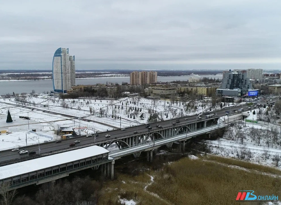 На Астраханском мосту в Волгограде ограничение скорости действует в любую погоду