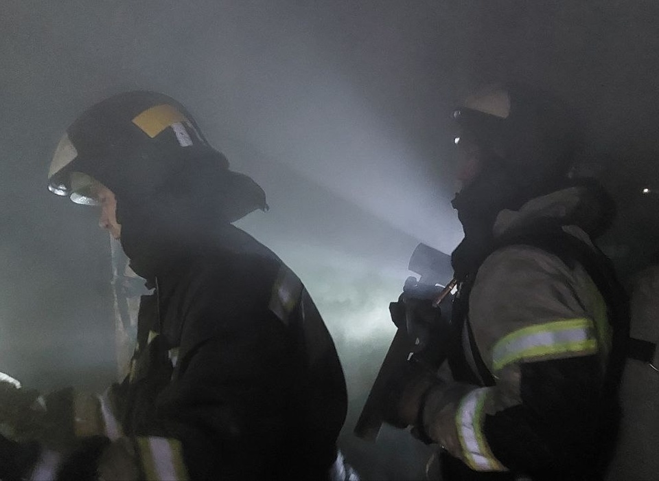 Сотрудник охраны сгорел в сторожке на предприятии под Волгоградом