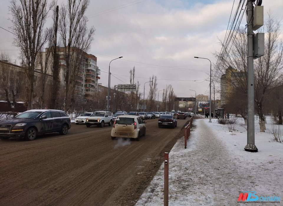 Схему движения на улице Электролесовской в Волгограде изменили до 10 марта