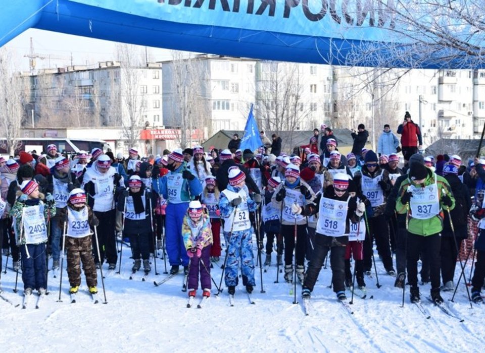 В Камышине Волгоградской области более 300 человек приняли участие в лыжной гонке