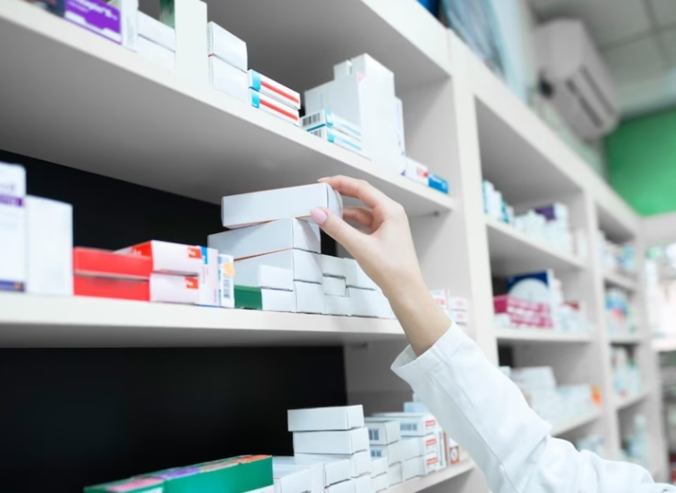 Специалисты Росздравнадзор проверили качество лекарств в волгоградских аптеках
