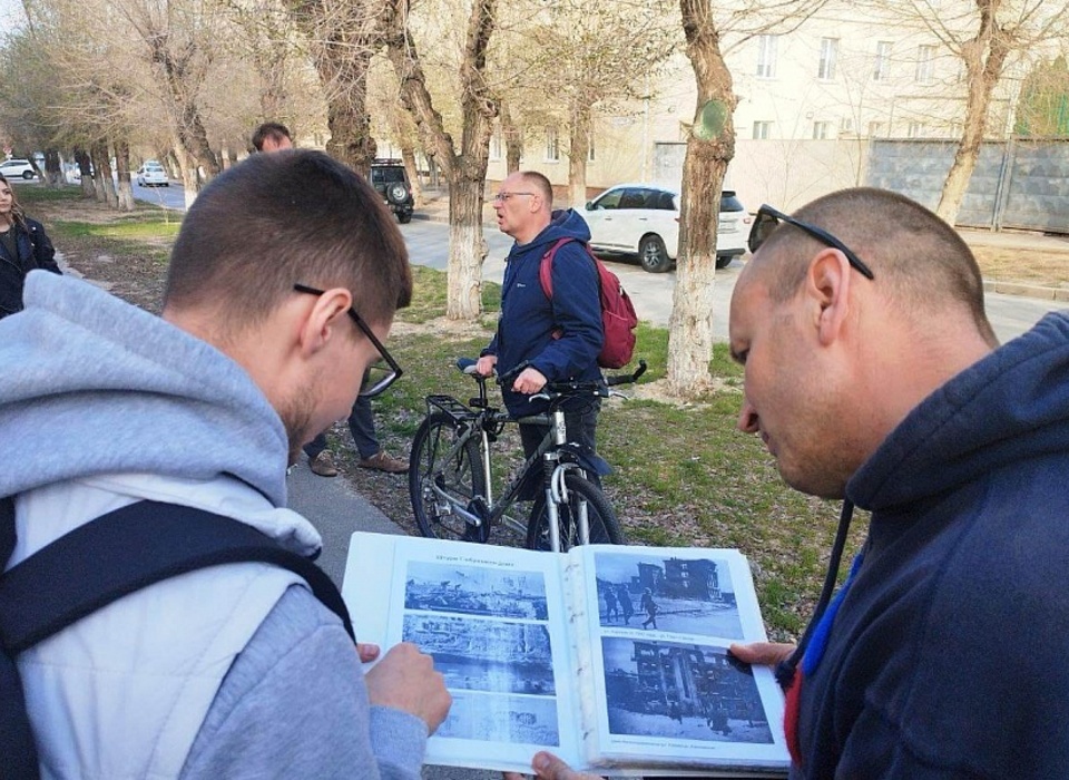 Новый сезон велоэкскурсий в Волгограде начался с «Колеса истории»