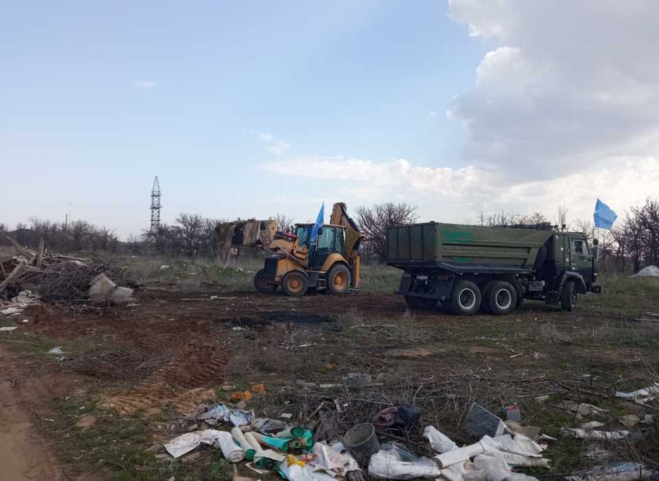 Лысую гору в Волгограде очистили от строительного мусора