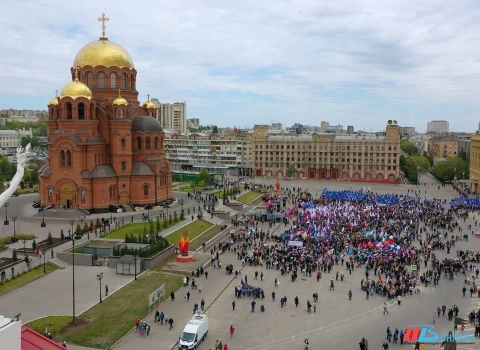 Жителей Волгоградской области предупредили о длинных выходных в мае