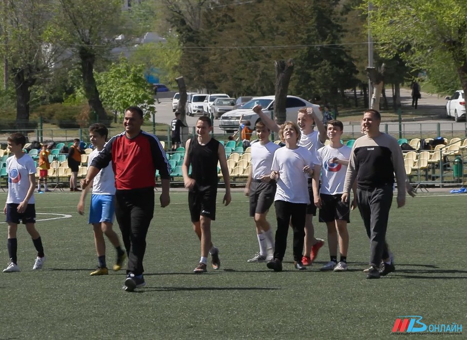 В Волгограде завершился городской этап юношеских соревнований «Кожаный мяч»