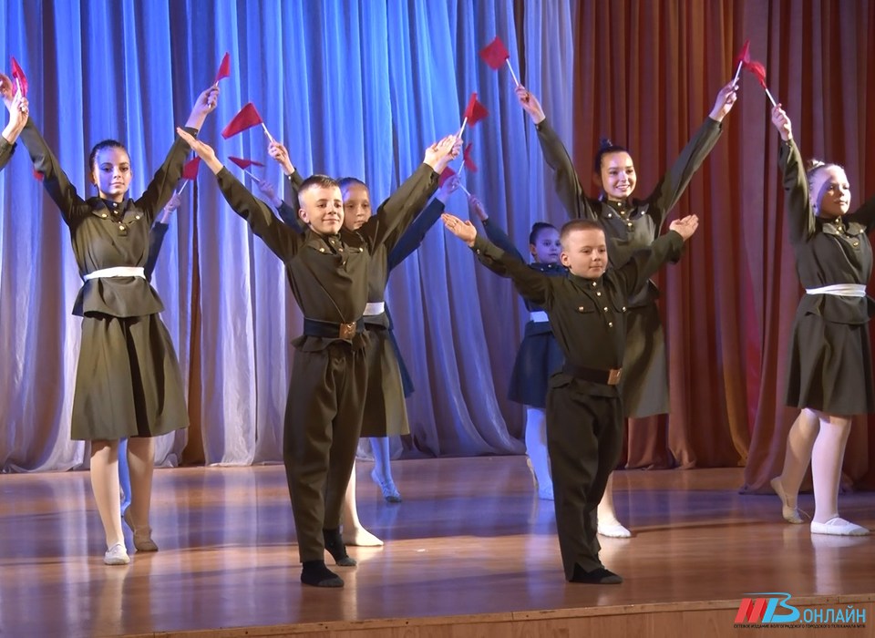 «В ритме весны»: молодые таланты показали свое мастерство на сцене волгоградского ДК «Патриот»