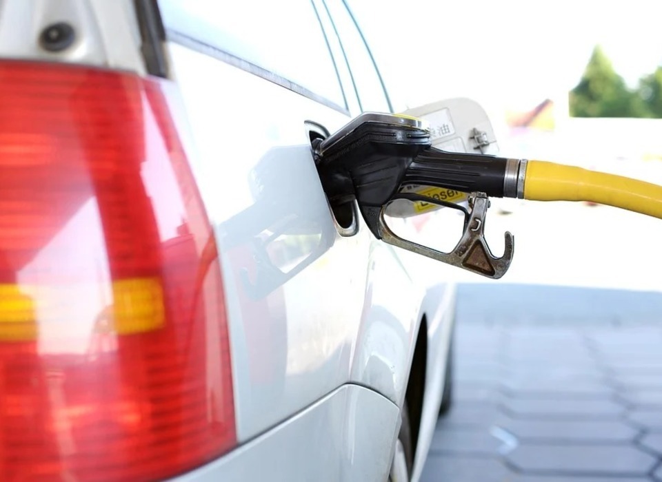 Цены на бензин выросли в Волгоградской области за неделю