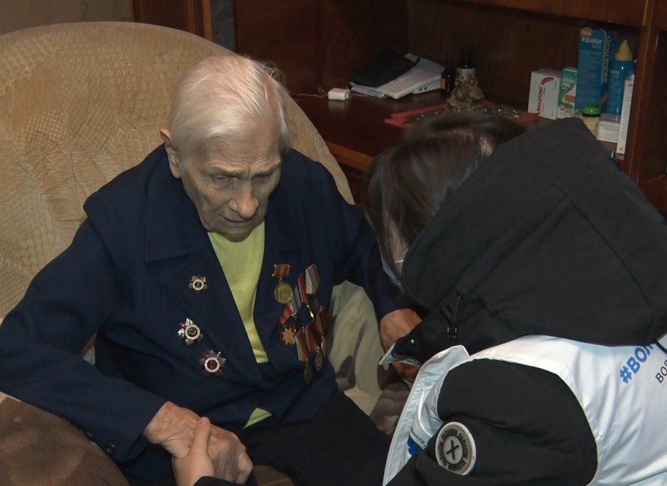 Волгоградским ветеранам помогает бесплатная служба сиделок