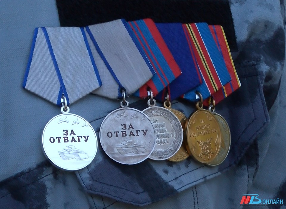 В Волгограде шестерых росгвардейцев наградили медалями «За отвагу»  за участие в СВО