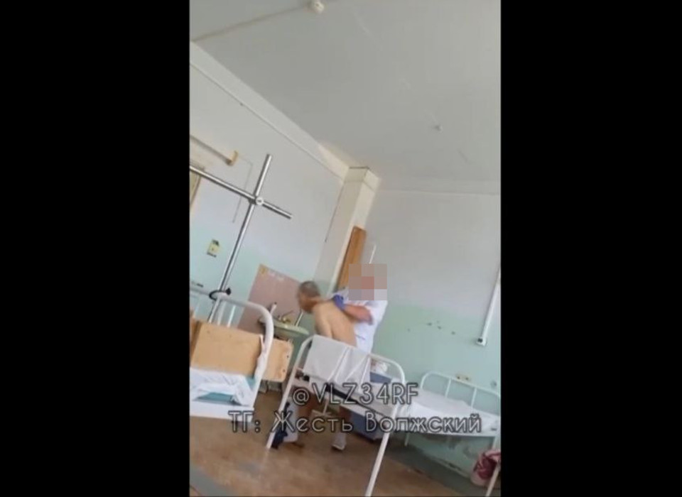 Две сотрудницы больницы лишились работы после избиения пациента в больнице под Волгоградом