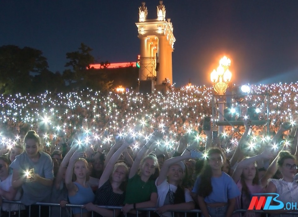 На закрытии фестиваля #ТриЧетыре в Волгограде выступят Чина, Банд’Эрос и 5sta family