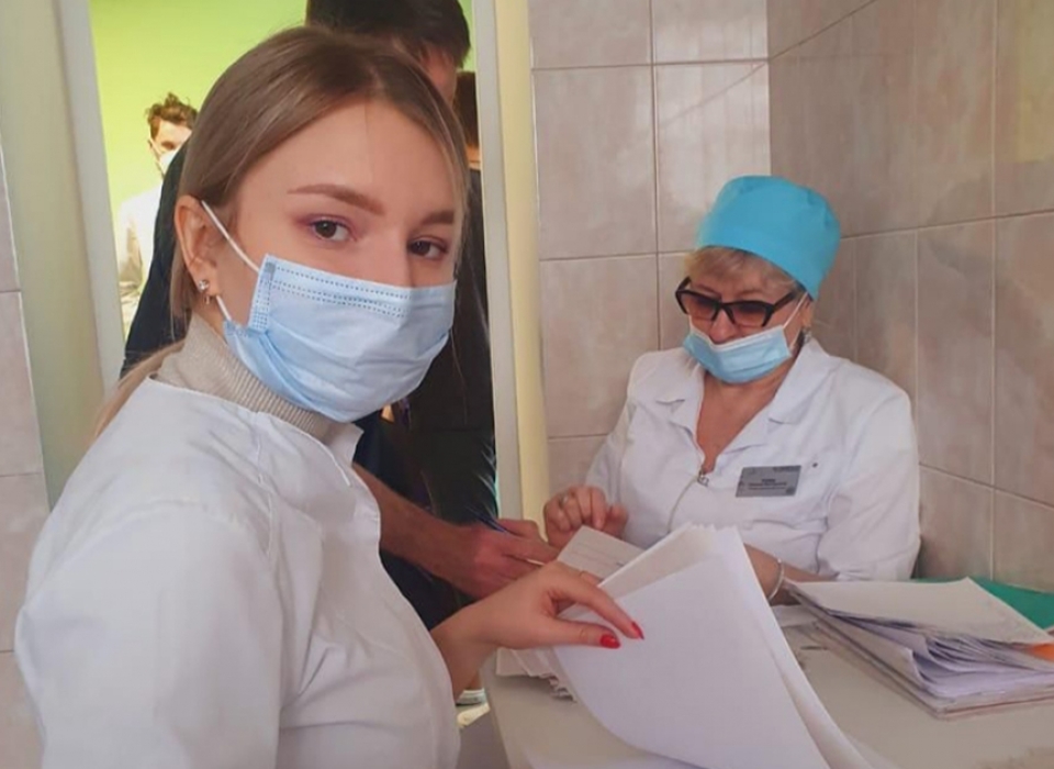 40 молодых медиков отправились в районные больницы Волгоградской области