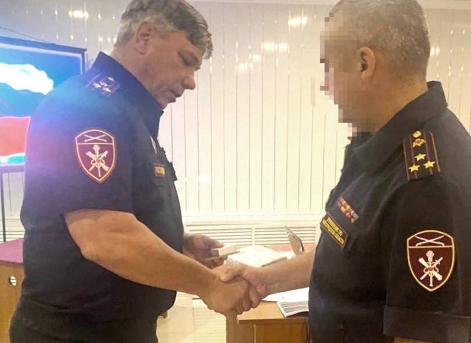В Волгоградской области участнику СВО вручили медаль Суворова