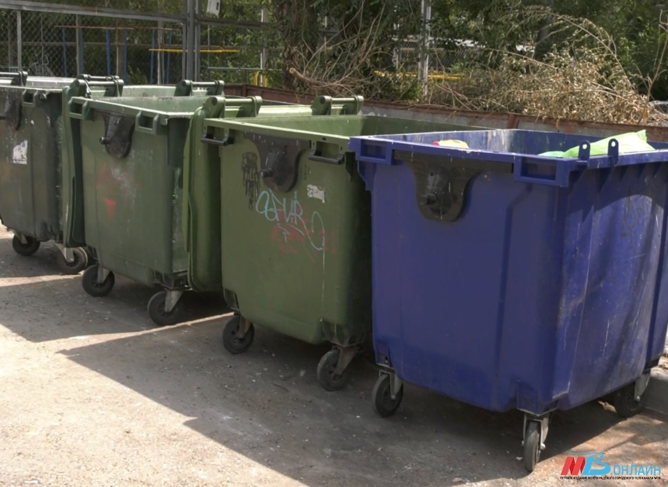 350 единиц техники приступят 1 августа к вывозу мусора в Волгоградской области