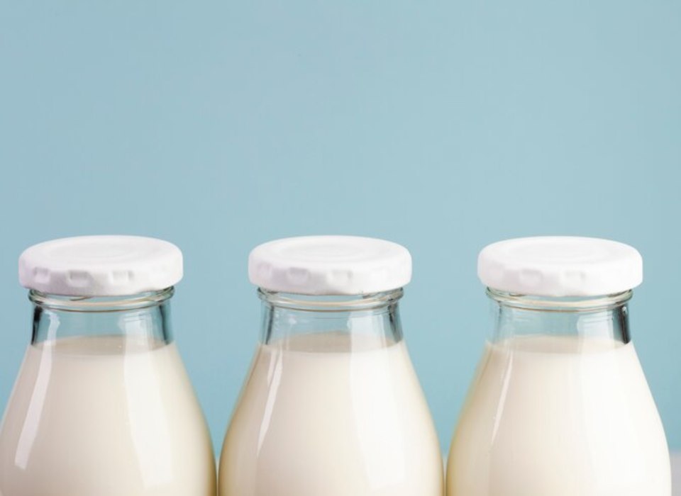 Молоко за 2,2 миллиона рублей купил мужчина в Волгоградской области