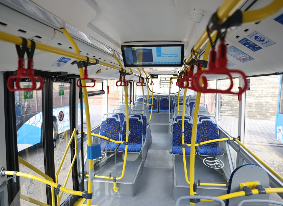 Волгоградцам показали, как выглядят новые троллейбусы внутри и снаружи
