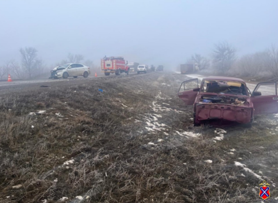 В Волгоградской области на одном участке трассы за 10 минут произошло два ДТП