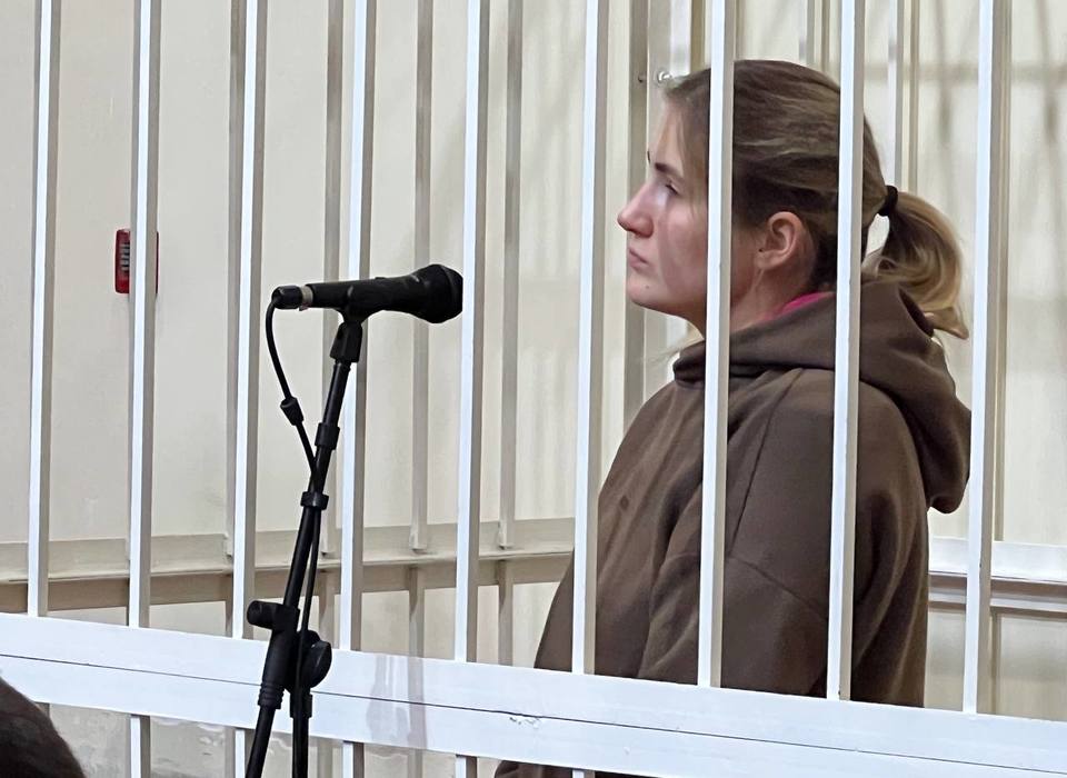 Блогершу, которая «щекотала» «Родину-мать» в Волгограде, отправили на принудительные работы