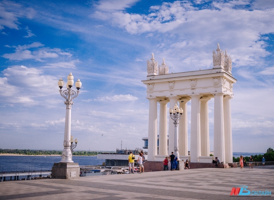 В Волгограде обсуждают создание зеркальной стелы на въезде в город