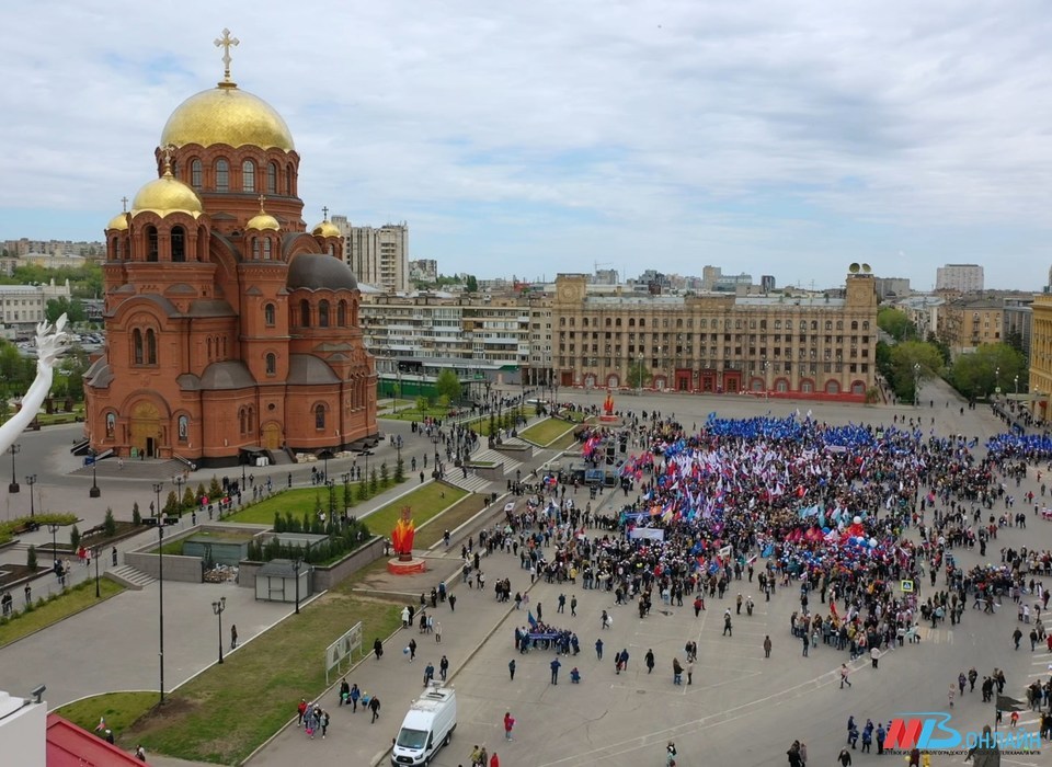 Жителей Волгоградской области ждут две короткие рабочие недели