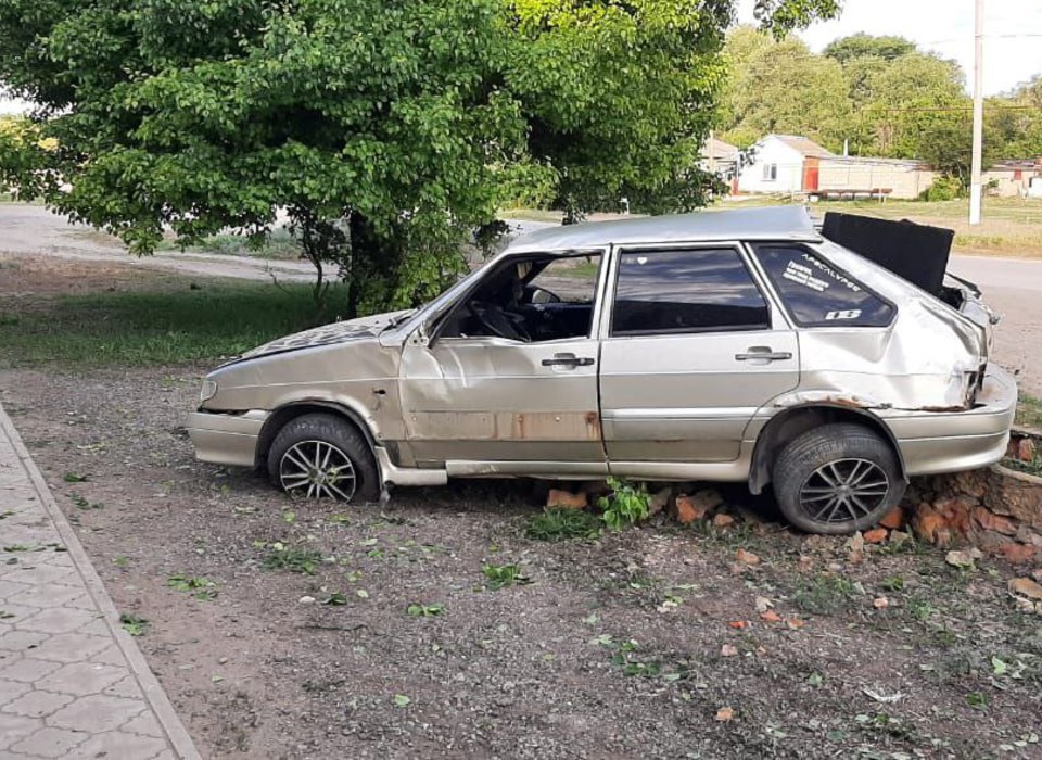 В Волгоградской области молодой водитель перевернулся на «Ладе» и погиб