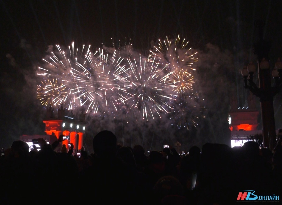 В Волгограде на лазерное шоу для фестиваля #ТриЧетыре потратят 2,5 млн рублей