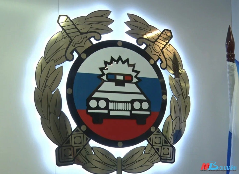 Арест Hyundai побудил жителя Волжского оплатить 355 штрафов ГИБДД