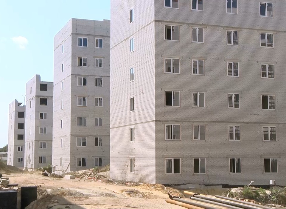 Строительство домов для переселенцев из аварийного жилья в Волгограде показали на видео