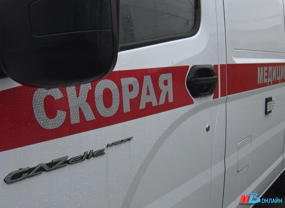 11-летняя девочка пострадала в результате столкновения иномарки и трамвая в Волгограде