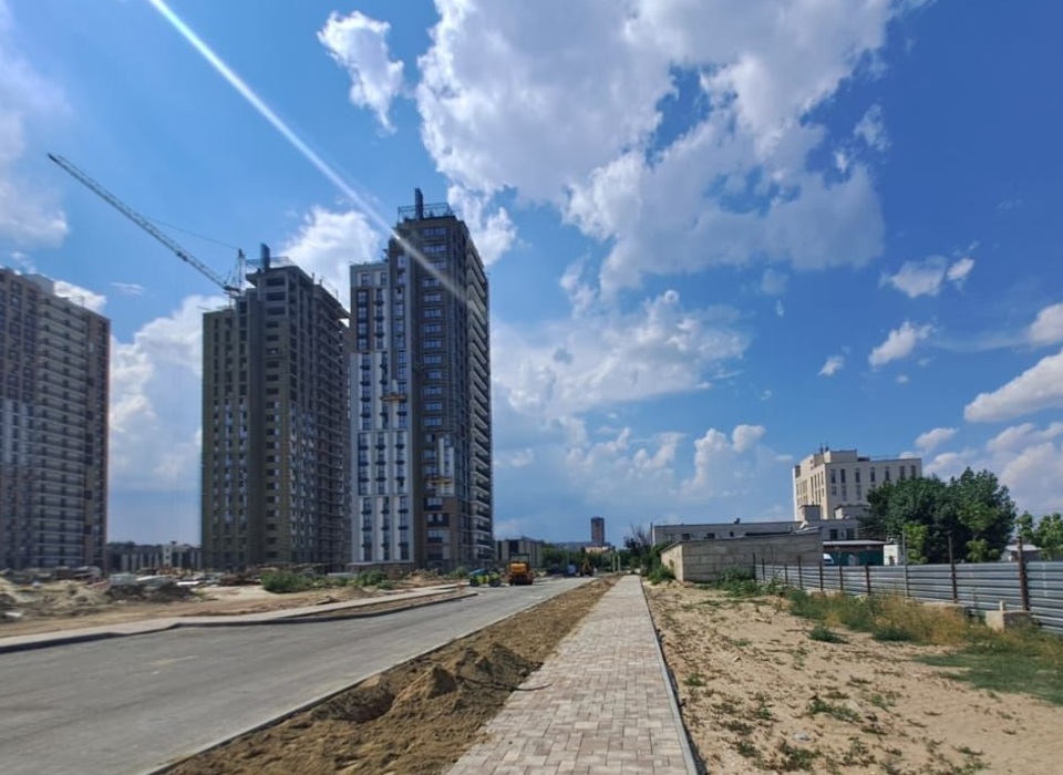 Две дороги в Волгограде строят по нацпроекту «Жилье и городская среда»