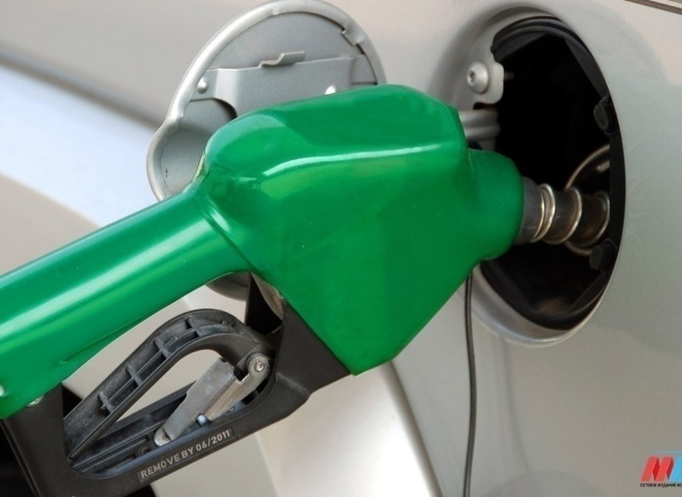 Цена за литр бензина в Волгограде превысила 70 рублей