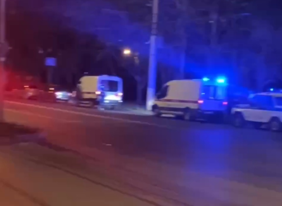 В Волгограде обсуждают стрельбу из травмата на Семи Ветрах