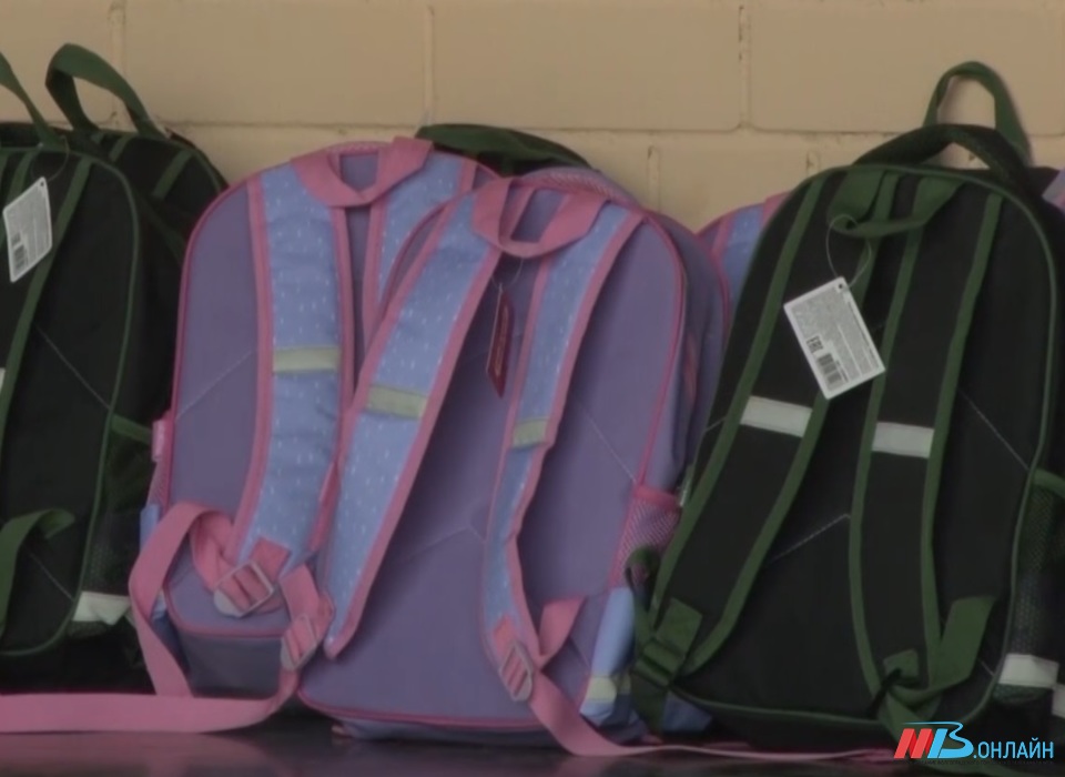 В РПН волгоградцам озвучили оптимальный вес школьного рюкзака